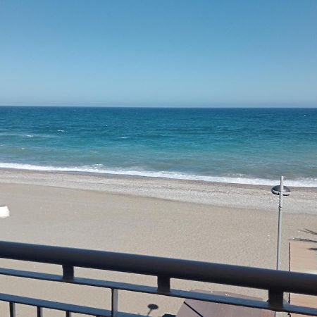 Primera Linea De Playa A 10 Min Estepona San Luis de Sabinillas Bagian luar foto