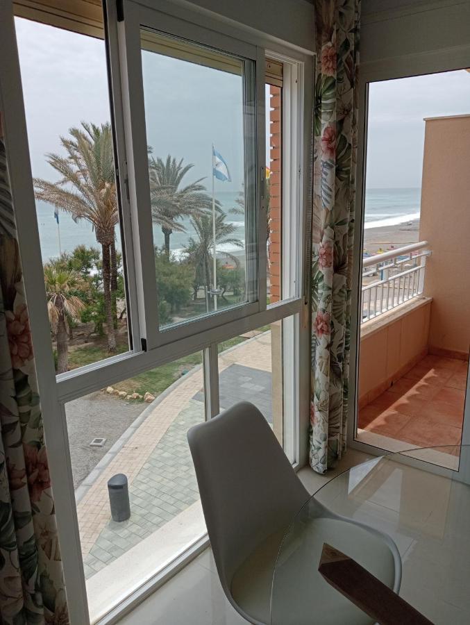 Primera Linea De Playa A 10 Min Estepona San Luis de Sabinillas Bagian luar foto
